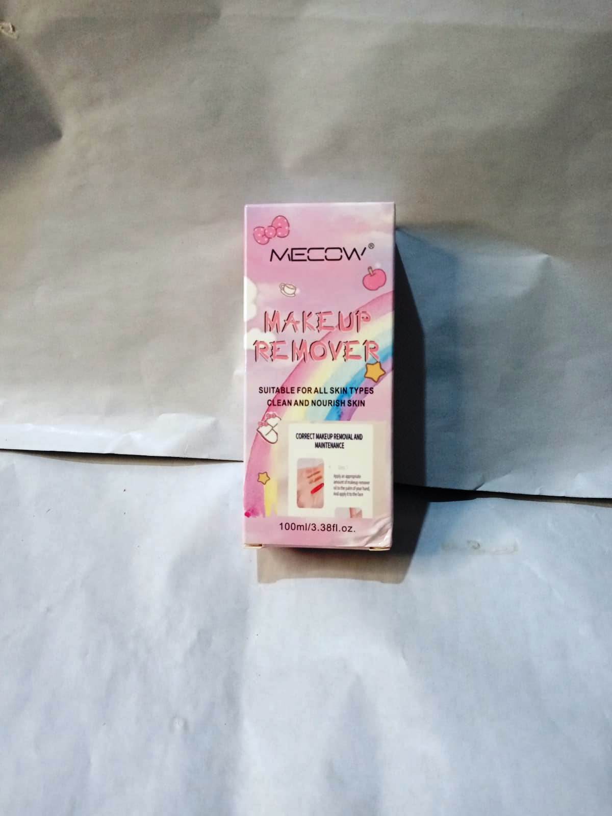 Mecow Makeup Remover - Refreshing and Non-Irritating Formula for Gentle Cleansing