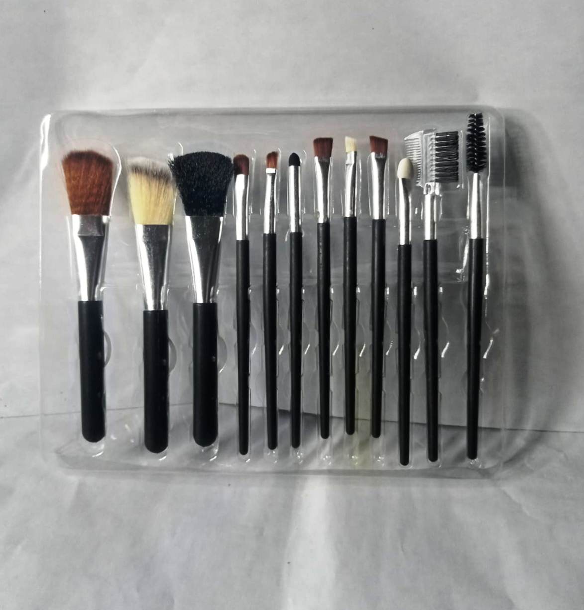 Huda Beauty Makeup Brushes Kit Set 12Pcs
